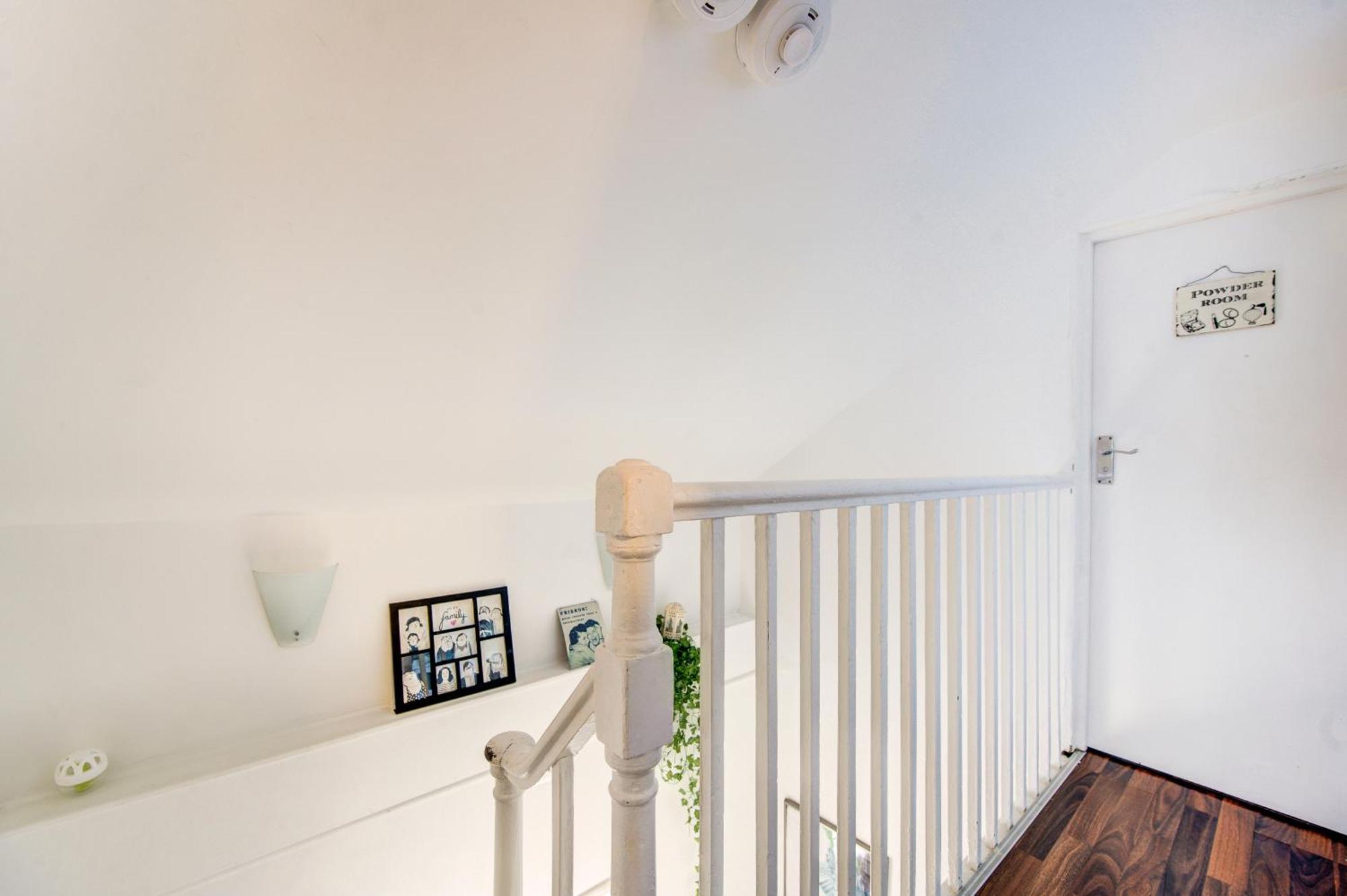 Islington Attic 3 Bedroom Flat Лондон Экстерьер фото